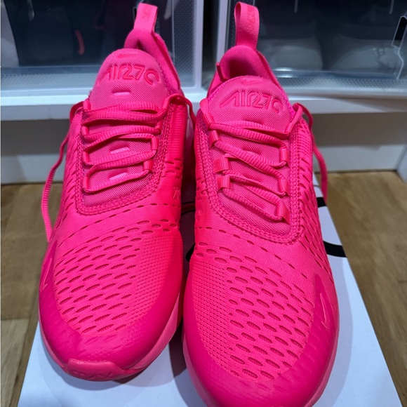 Nike Air Max 270 - Picture 3 of 5